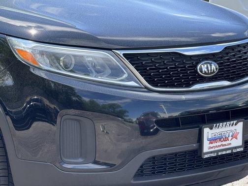 Ebony Black 2014 Kia Sorento LX