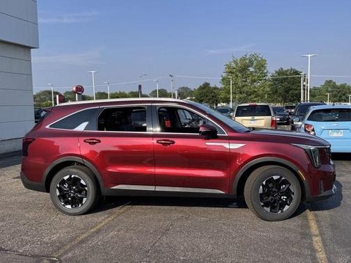 2025 Kia Sorento S