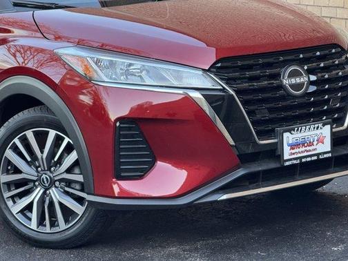 2023 Nissan Kicks SV