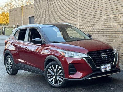 2023 Nissan Kicks SV