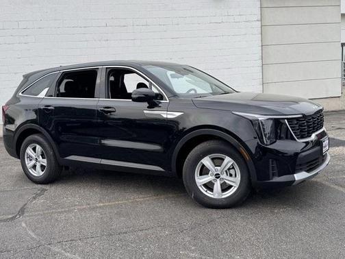 2025 Kia Sorento LX