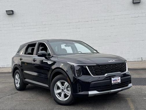 2025 Kia Sorento LX
