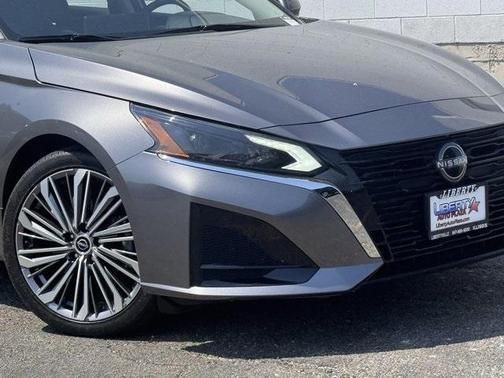 2024 Nissan Altima 2.5 SL