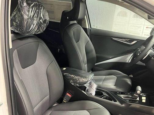 2025 Kia Niro EX Touring