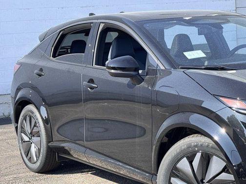 2025 Nissan ARIYA PLATINUM+