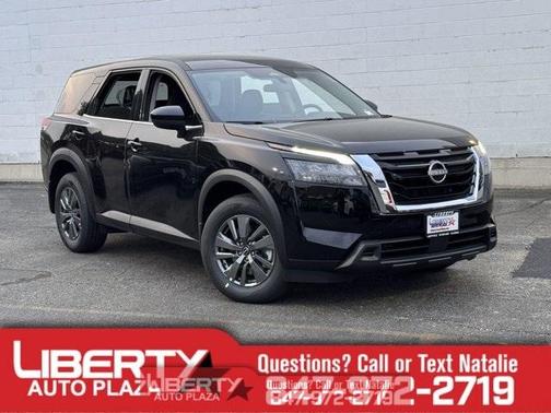 2025 Nissan Pathfinder S
