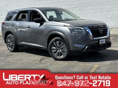 2025 Nissan Pathfinder S