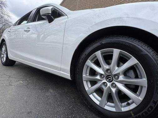 Snowflake White Pearl 2016 Mazda Mazda6 i Sport