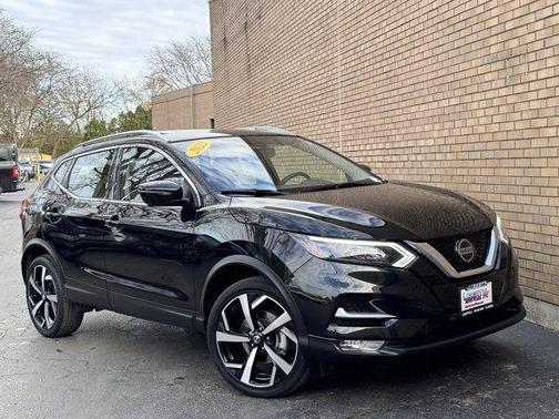 2022 Nissan Rogue Sport SL