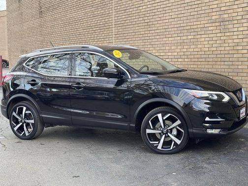 2022 Nissan Rogue Sport SL