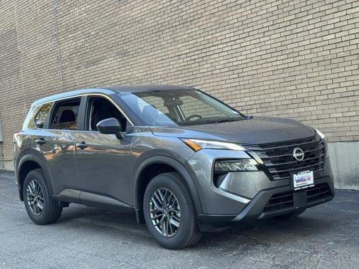 Gun Metallic 2026 Nissan Rogue S