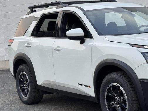 2025 Nissan Pathfinder Rock Creek