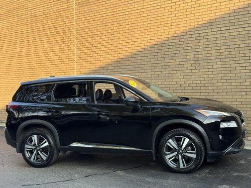 Black 2023 Nissan Rogue SL