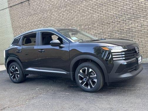 Super Black 2026 Nissan Kicks SV