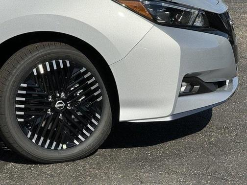 2024 Nissan Leaf SV PLUS