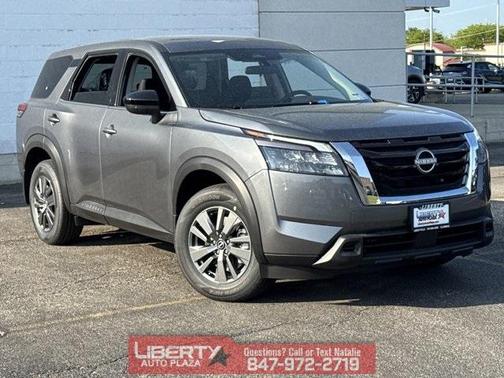 2025 Nissan Pathfinder S