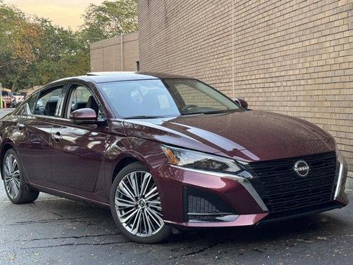 2024 Nissan Altima 2.5 SL
