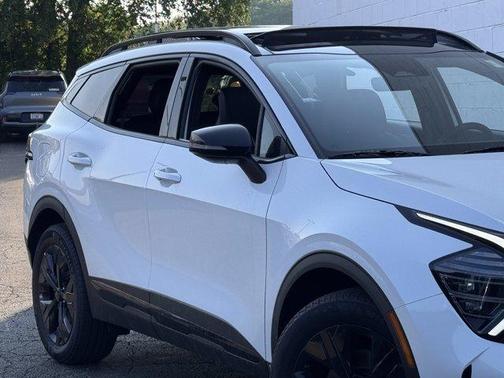 Snow White Pearl 2025 Kia Sportage Plug-In Hybrid X-Line