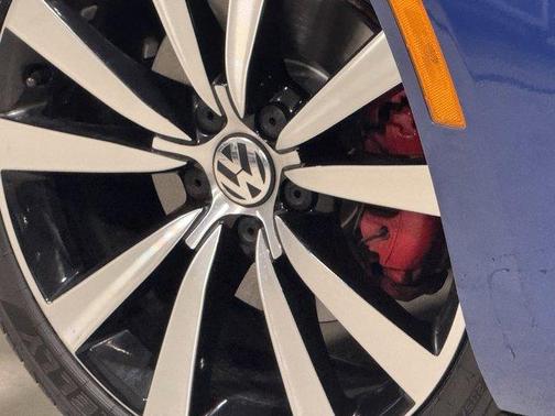 2013 Volkswagen Beetle 