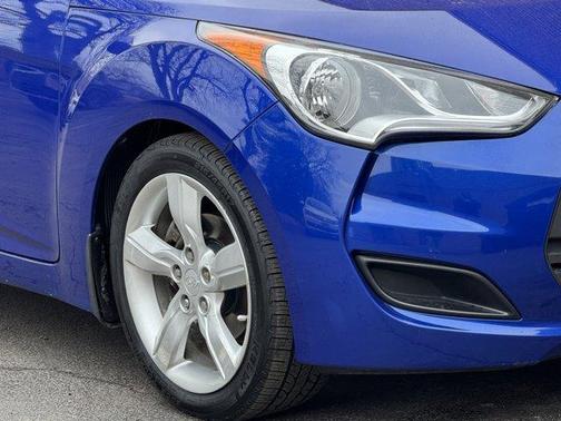2012 Hyundai Veloster Base
