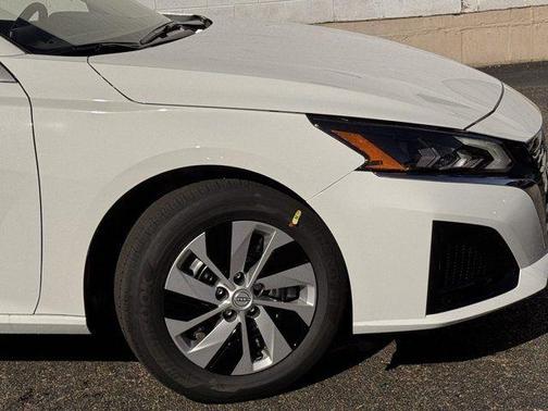 2025 Nissan Altima S