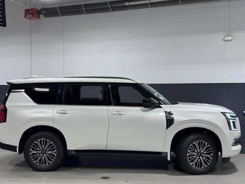 2025 Nissan Armada SL