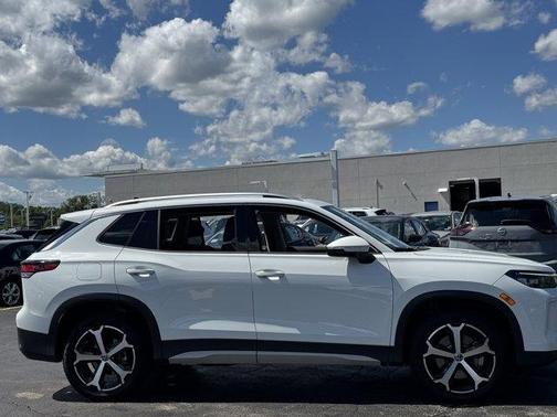 Glacial White Pearl 2023 Kia Sorento S