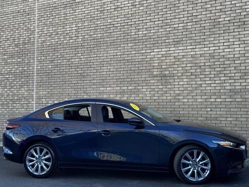 2021 Mazda Mazda3 FWD w/Select Package