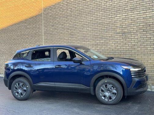 Deep Blue Pearl 2026 Nissan Kicks S