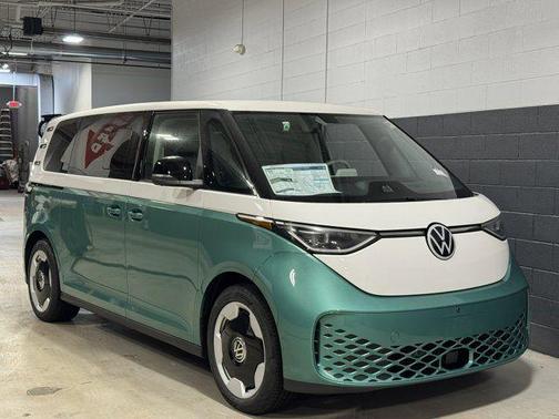 2025 Volkswagen ID. Buzz Pro S Plus