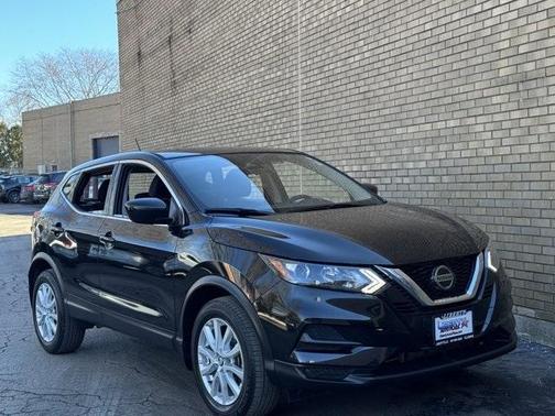 2022 Nissan Rogue Sport S