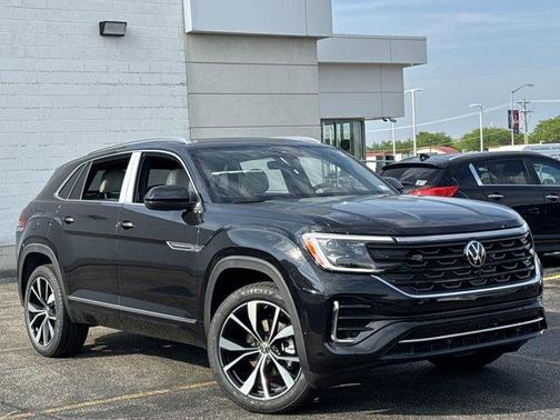 2025 Volkswagen Atlas Cross Sport 2.0T SEL Premium R-Line