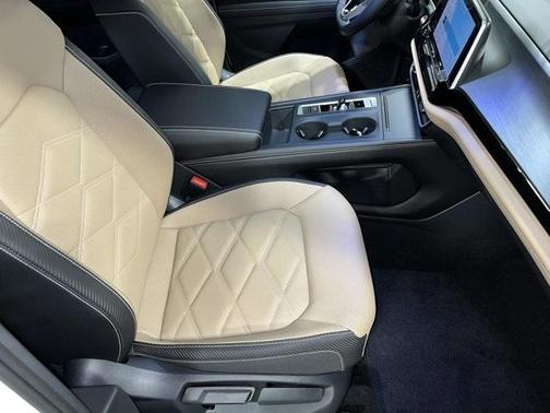 2026 Volkswagen Atlas Cross Sport 2.0T SE