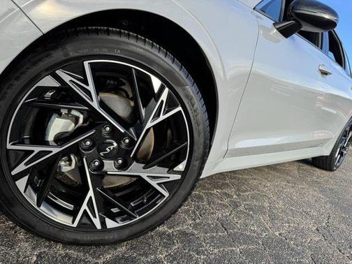 Wolf Gray 2025 Kia K5 GT-Line