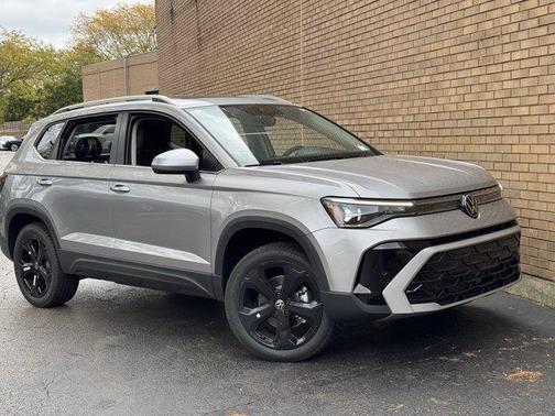 2025 Volkswagen Taos 1.5T SEL