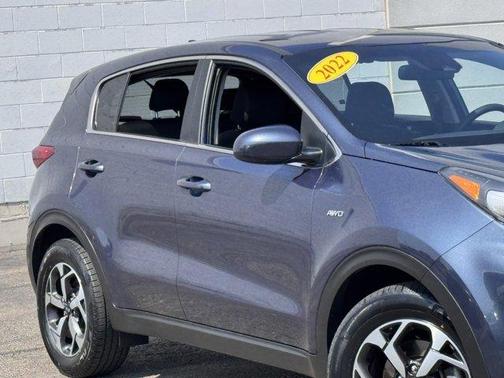 2022 Kia Sportage LX