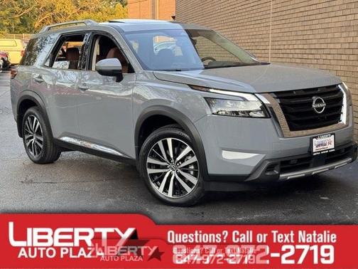 2025 Nissan Pathfinder Platinum