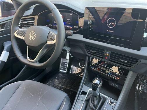 Kings Red Metallic 2026 Volkswagen Jetta 1.5T Sport