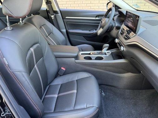 Black 2026 Nissan Altima SR