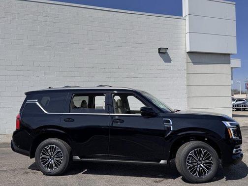 2025 Nissan Armada Platinum
