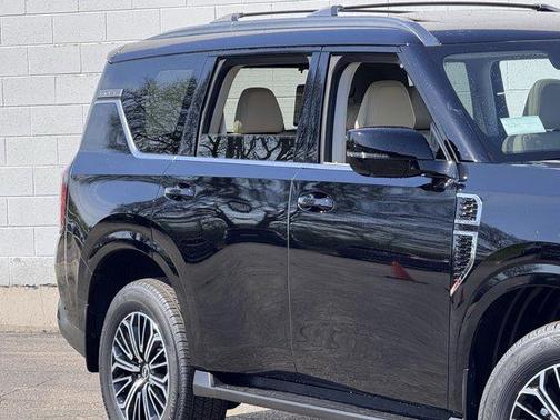 2025 Nissan Armada Platinum