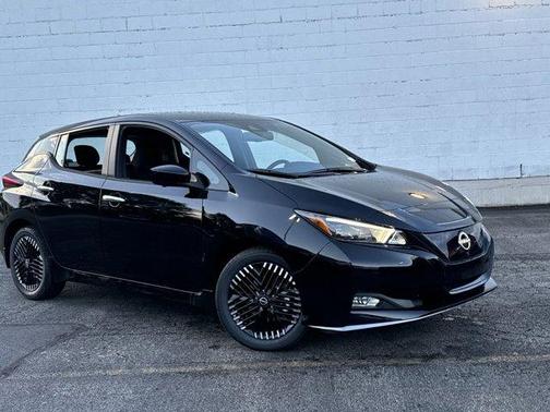 2025 Nissan Leaf SV PLUS