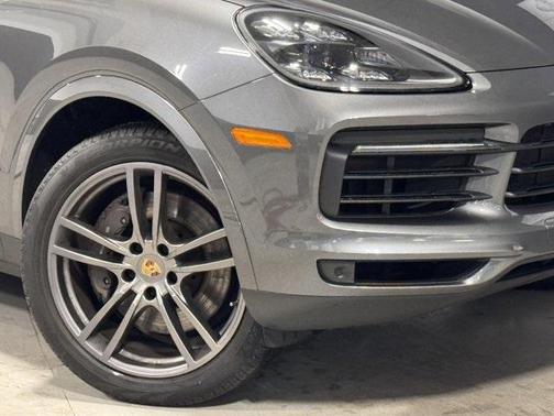 2021 Porsche Cayenne Base