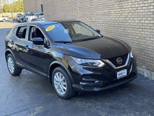 2022 Nissan Rogue Sport S