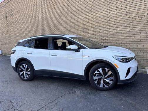 2023 Volkswagen ID.4 Pro