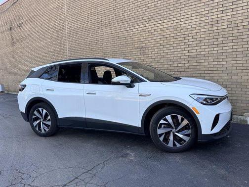 2023 Volkswagen ID.4 Pro