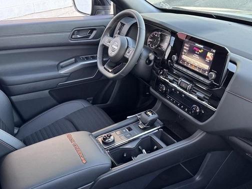 2025 Nissan Pathfinder Rock Creek