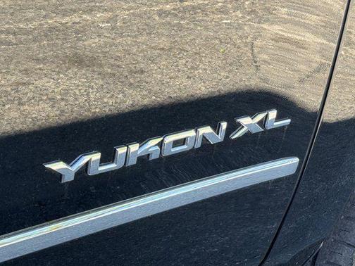 Onyx Black 2015 GMC Yukon XL 1500 SLT