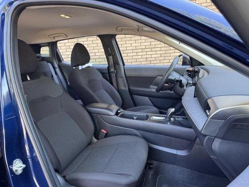 Deep Blue Pearl 2026 Nissan Kicks S