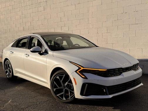 2025 Kia K5 EX